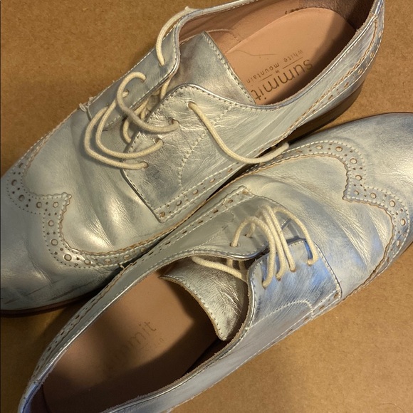 Silver Oxford Wingtip Dress Shoes - Picture 1 of 4
